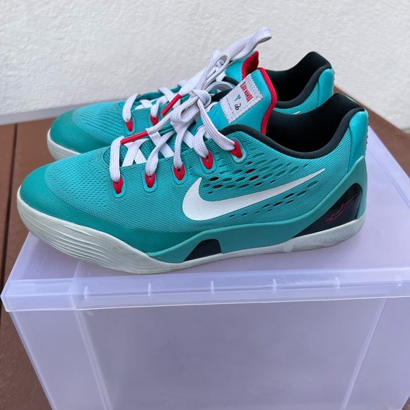 Nike Other - NIKE KOBE ‘Dusty Cactus’